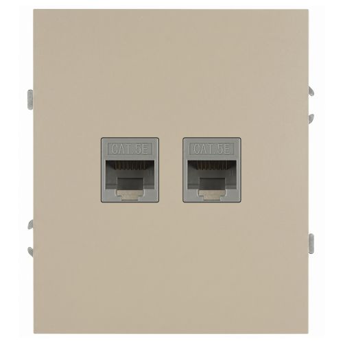 Розетка информационная 2-м СП Arktik RJ45 16А IP20 250В шампань Эра Б0070487 Розетка информационная 2-м СП Arktik RJ45 16А IP20 250В шампань Эра Б0070487