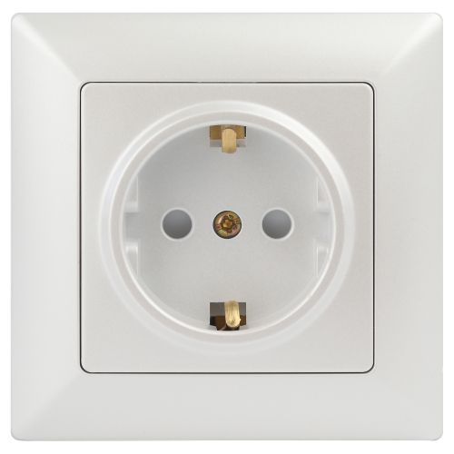 Розетка 1-м СП Solo 4-206-06 16А 250В IP20 2P+E Schuko с заземл. защ. шторки перламутр Intro Б0053686 Розетка 1-м СП Solo 4-206-06 16А 250В IP20 2P+E Schuko с заземл. защ. шторки перламутр Intro Б0053686
