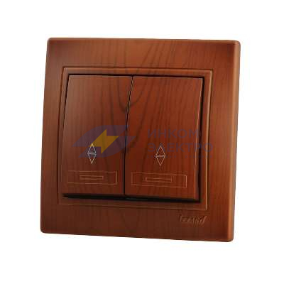 Переключатель проходной 2-кл. СП Mira 10А сосна LEZARD 701-0801-106 Переключатель проходной 2-кл. СП Mira 10А сосна LEZARD 701-0801-106