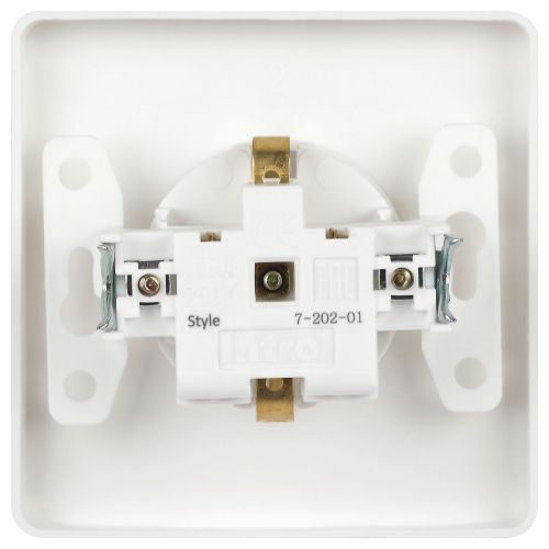 Розетка 1-м СП Style 7-202-01 16А 250В IP20 2P+E Schuko с заземл. бел. Intro Б0060619 фото 3 Розетка 1-м СП Style 7-202-01 16А 250В IP20 2P+E Schuko с заземл. бел. Intro Б0060619 фото 3
