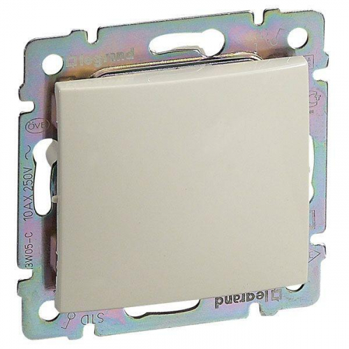 Переключатель проходной 1-кл. СП Valena 10А IP31 250В механизм сл. кость IEK 774306 Переключатель проходной 1-кл. СП Valena 10А IP31 250В механизм сл. кость IEK 774306