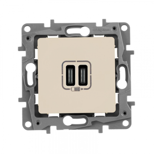 Устройство зарядное Etika с 2-мя USB разъемами C и C 240В/5В 3000мА бел. IEK 672235 фото 4 Устройство зарядное Etika с 2-мя USB разъемами C и C 240В/5В 3000мА бел. IEK 672235 фото 4