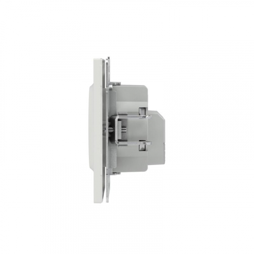 Розетка силовая KANT 2P+E без шторки бел. песок DKC 7010033 фото 5 Розетка силовая KANT 2P+E без шторки бел. песок DKC 7010033 фото 5