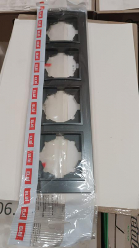 Рамка 4-м Zena дым. ABB 500-011100-228 Рамка 4-м Zena дым. ABB 500-011100-228