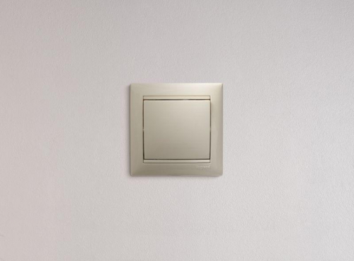 Выключатель 1-кл. СП Valena 10А IP31 250В механизм сл. кость IEK 774301 фото 6