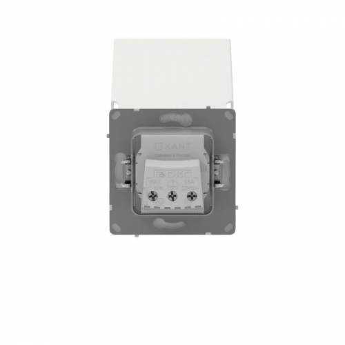 Розетка силовая KANT IP44 2P+E защ. шторки с крышкой бел. песок DKC 7010013 фото 3