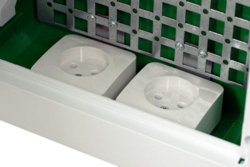 Корпус встраиваемый City9 Box IT 3 ряда 36мод. 2 розетки с бел. дверцей SE EZ9E312P2FIT фото 2 Корпус встраиваемый City9 Box IT 3 ряда 36мод. 2 розетки с бел. дверцей SE EZ9E312P2FIT фото 2