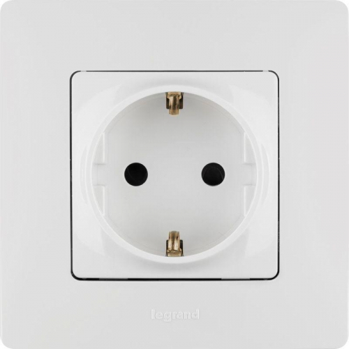 Розетка 1-м СП Etika 16А IP31 250В 2P+E с заземл. защ. шторки немецк. стандарт винтов. клеммы механизм бел. IEK 672222 фото 3 Розетка 1-м СП Etika 16А IP31 250В 2P+E с заземл. защ. шторки немецк. стандарт винтов. клеммы механизм бел. IEK 672222 фото 3