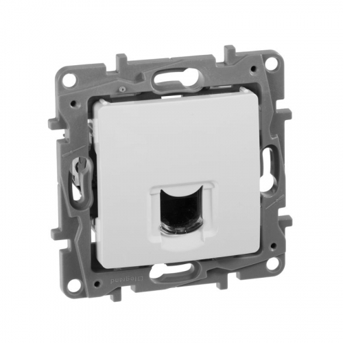Розетка компьютерная СП Etika RJ45 кат.6 UTP бел. IEK 672253 Розетка компьютерная СП Etika RJ45 кат.6 UTP бел. IEK 672253
