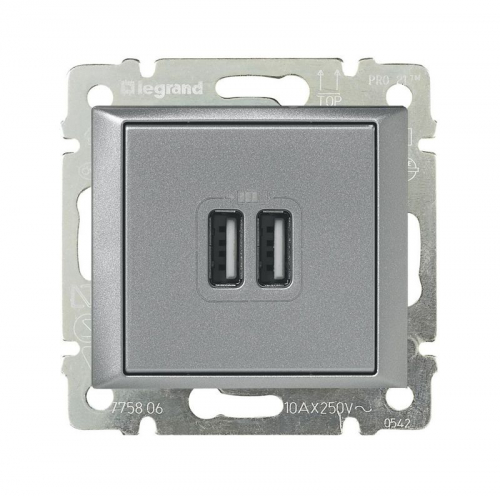 Розетка USB 2-м СП Valena алюм. IEK 770270