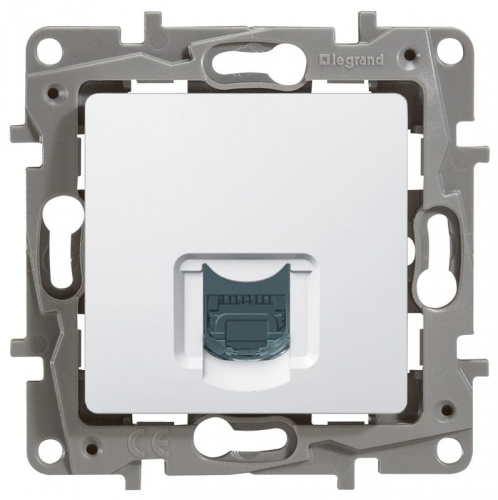 Розетка компьютерная СП Etika RJ45 кат.6 UTP бел. IEK 672253 фото 2 Розетка компьютерная СП Etika RJ45 кат.6 UTP бел. IEK 672253 фото 2